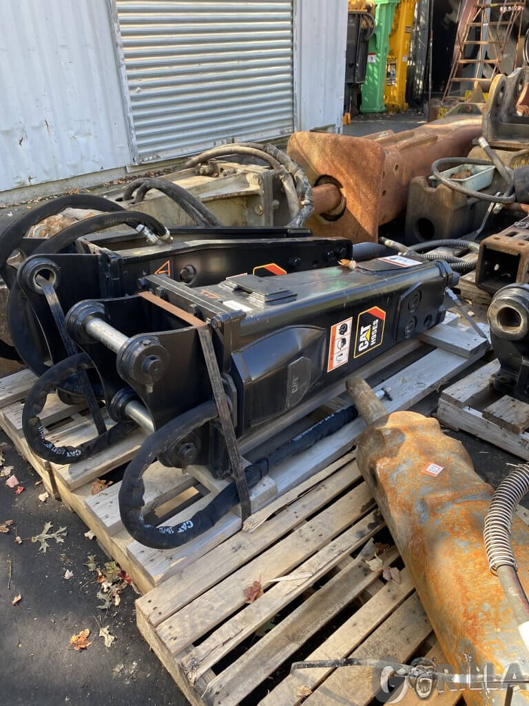 listed as used but looks brand new hydraulic breaker