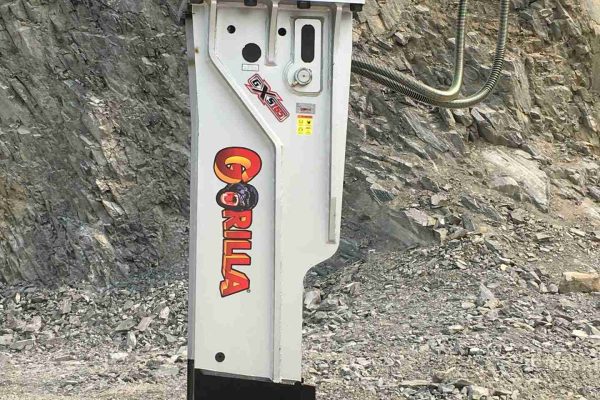 Great GXS165 against quarry wall